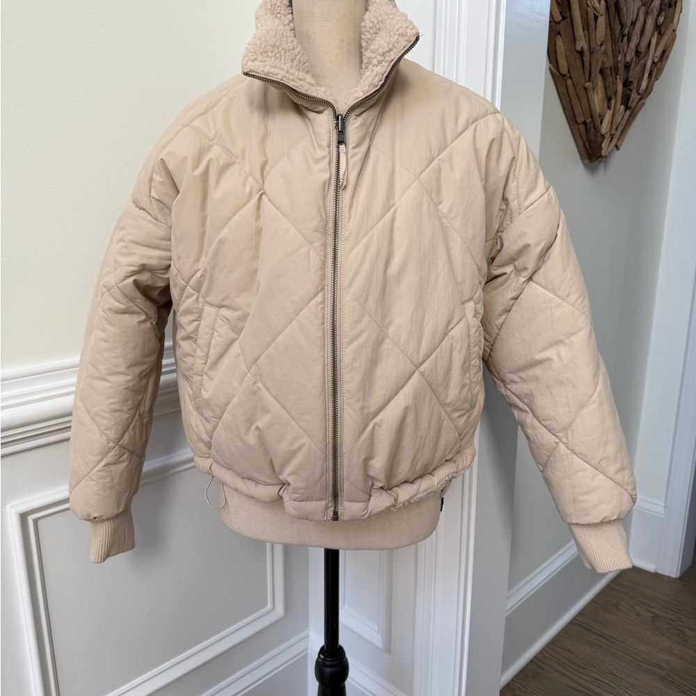 American Eagle Reversible Puffer Jacket - image 3